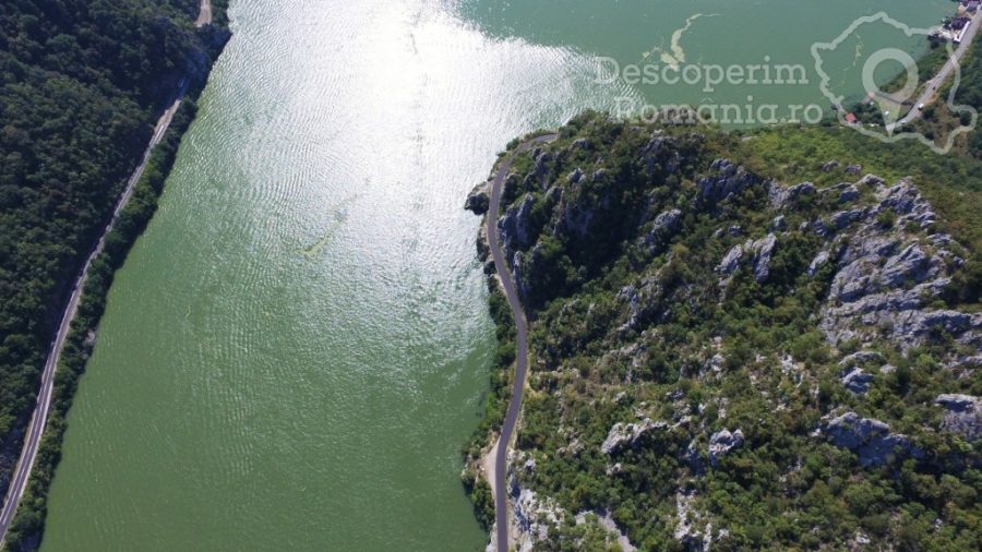 Excursie cu barca în Clisura Dunării