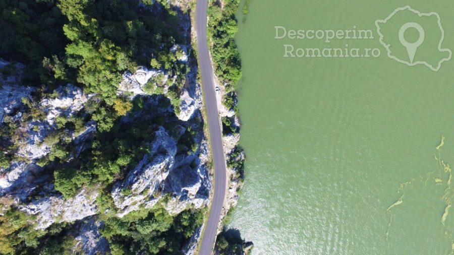 Excursie cu barca în Clisura Dunării