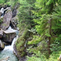 Valea Iadului – locul care spune povestea raiului