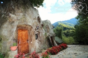 Cazare-la-Complex-Turistic-Valahia-din-Brezoi-Valcea-Valea-Lotrului-15-300x200 cazare-la-complex-turistic-valahia-din-brezoi-valcea-valea-lotrului-15