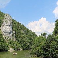 Chipul lui Decebal – istorie sculptată în piatră