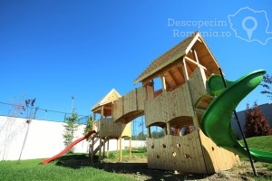 Forest-Retreat-and-Spa-din-Maciuca-108-300x200 forest-retreat-and-spa-din-maciuca-108