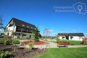 Forest-Retreat-and-Spa-din-Maciuca-11-300x200 forest-retreat-and-spa-din-maciuca-11