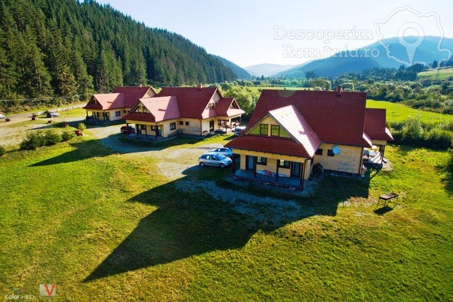 Cazare-la-Pensiunea-Sapte-Flori-din-Gheorgheni-Tinutul-Secuiesc-Harghita-DescoperimRomania.ro-0-900x600 Pensiunea Șapte Flori din Gheorgheni