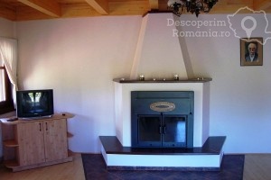 Cazare-la-Pensiunea-Sapte-Flori-din-Gheorgheni-Tinutul-Secuiesc-Harghita-DescoperimRomania.ro-20-300x200 cazare-la-pensiunea-sapte-flori-din-gheorgheni-tinutul-secuiesc-harghita-descoperimromania-ro-20