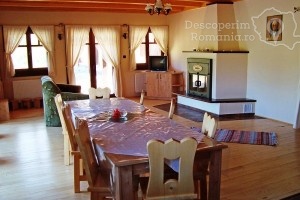 Cazare-la-Pensiunea-Sapte-Flori-din-Gheorgheni-Tinutul-Secuiesc-Harghita-DescoperimRomania.ro-21-300x200 cazare-la-pensiunea-sapte-flori-din-gheorgheni-tinutul-secuiesc-harghita-descoperimromania-ro-21