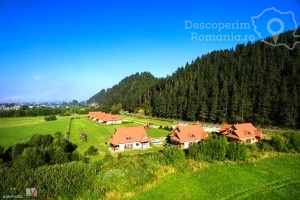 Cazare-la-Pensiunea-Sapte-Flori-din-Gheorgheni-Tinutul-Secuiesc-Harghita-DescoperimRomania.ro-38-300x200 cazare-la-pensiunea-sapte-flori-din-gheorgheni-tinutul-secuiesc-harghita-descoperimromania-ro-38