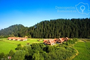 Cazare-la-Pensiunea-Sapte-Flori-din-Gheorgheni-Tinutul-Secuiesc-Harghita-DescoperimRomania.ro-39-300x200 cazare-la-pensiunea-sapte-flori-din-gheorgheni-tinutul-secuiesc-harghita-descoperimromania-ro-39