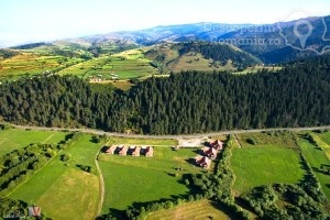 Cazare-la-Pensiunea-Sapte-Flori-din-Gheorgheni-Tinutul-Secuiesc-Harghita-DescoperimRomania.ro-44-300x200 cazare-la-pensiunea-sapte-flori-din-gheorgheni-tinutul-secuiesc-harghita-descoperimromania-ro-44