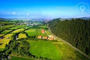 Cazare-la-Pensiunea-Sapte-Flori-din-Gheorgheni-Tinutul-Secuiesc-Harghita-DescoperimRomania.ro-46-300x200 cazare-la-pensiunea-sapte-flori-din-gheorgheni-tinutul-secuiesc-harghita-descoperimromania-ro-46