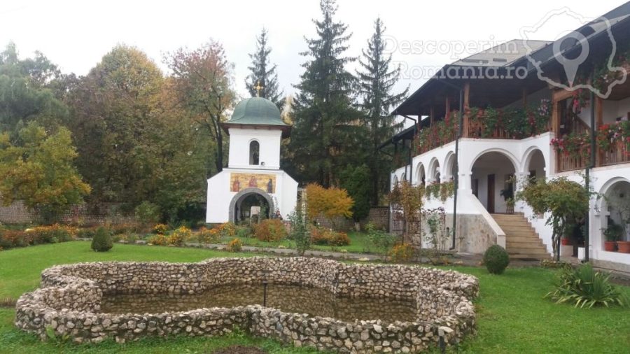 Statiunea-Calimanesti-Cozia.-Pamant-sacru-2-900x506 Stațiunea Călimănești - Cozia. Pământ sacru