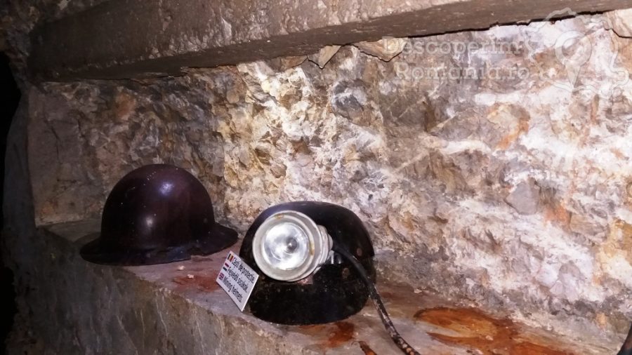 Pestera-cu-Cristale-din-mina-Farcu-–-in-lumea-cristalelor-12-900x506 pestera-cu-cristale-din-mina-farcu-in-lumea-cristalelor-12