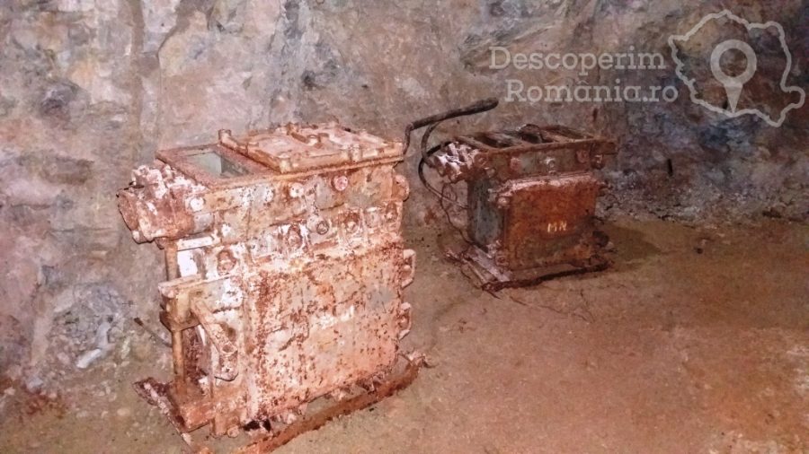 Pestera-cu-Cristale-din-mina-Farcu-–-in-lumea-cristalelor-15-900x506 pestera-cu-cristale-din-mina-farcu-in-lumea-cristalelor-15