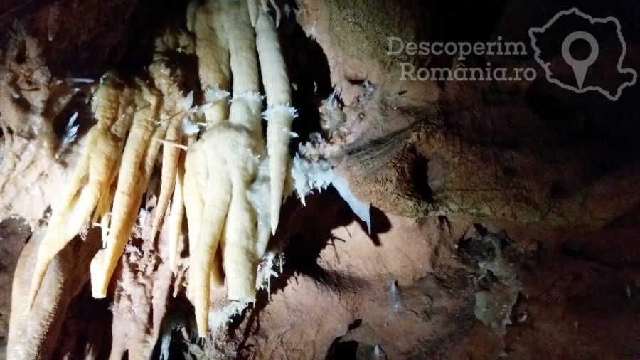 Pestera-cu-Cristale-din-mina-Farcu-–-in-lumea-cristalelor-32-900x506 pestera-cu-cristale-din-mina-farcu-in-lumea-cristalelor-32