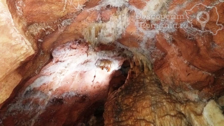 Pestera-cu-Cristale-din-mina-Farcu-–-in-lumea-cristalelor-45-900x506 pestera-cu-cristale-din-mina-farcu-in-lumea-cristalelor-45