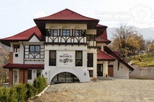 Cazare-la-Conacul-Bratescu-din-Bran-Brasov-Rucar-Bran-DescoperimRomania.ro-58-300x200 cazare-la-conacul-bratescu-din-bran-brasov-rucar-bran-descoperimromania-ro-58