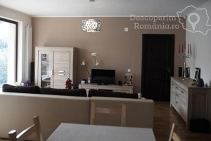 Cazare-la-Pensiunea-Iulia-din-Scoarta-Gorj-Oltenia-DescoperimRomania-24-300x200 cazare-la-pensiunea-iulia-din-scoarta-gorj-oltenia-descoperimromania-24