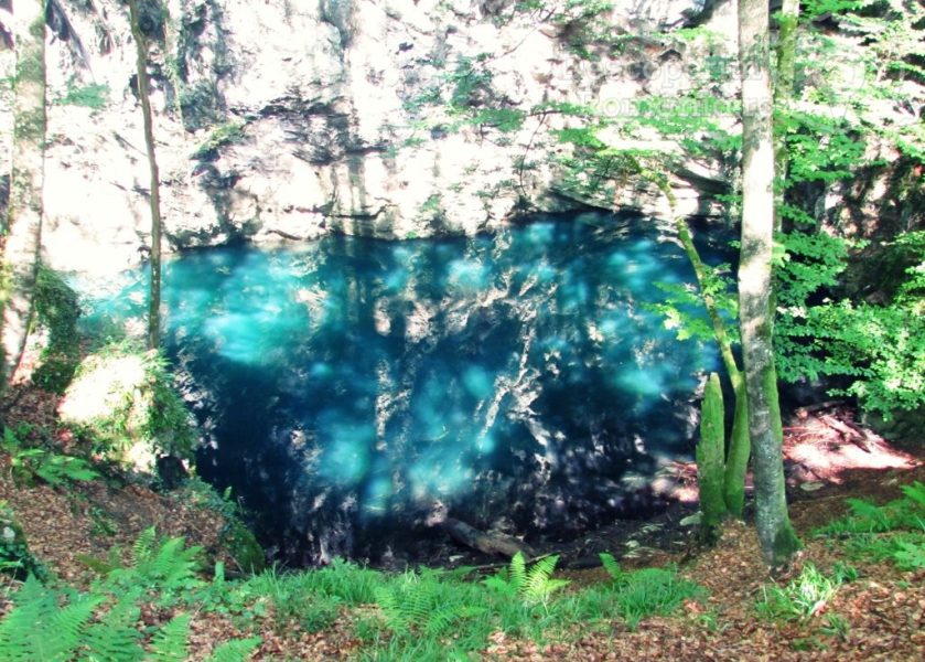 Lacul-Dracului-–-oglinda-cerului-3-839x600 lacul-dracului-oglinda-cerului-3