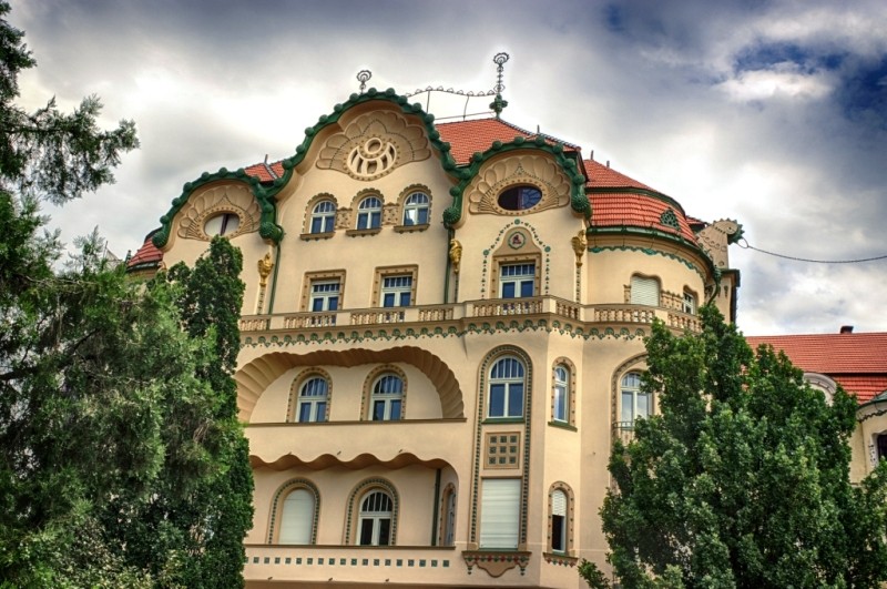 Oradea-Vulturul-Negru Oradea - O portiță către trecut
