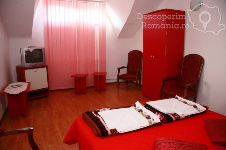Cazare-la-Casa-Margo-din-2-Mai-Litoralul-Marii-Negre-Constanta-DescoperimRomania-19-900x599 Cazare la Casa Margo din 2 Mai - Litoralul Marii Negre - Constanta - DescoperimRomania (19)