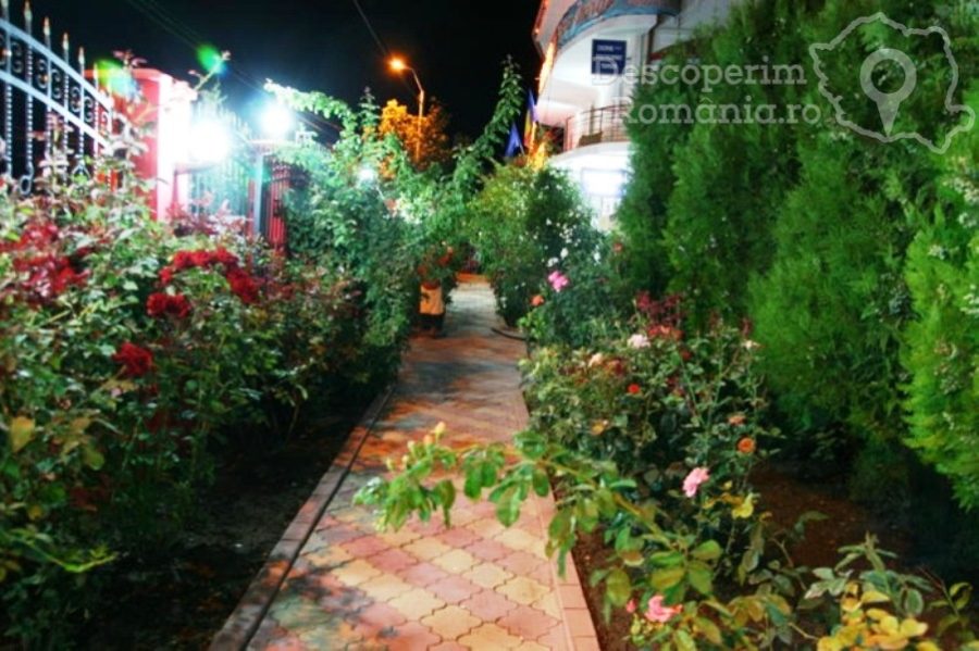 Cazare-la-Casa-Margo-din-2-Mai-Litoralul-Marii-Negre-Constanta-DescoperimRomania-38-900x599 Cazare la Casa Margo din 2 Mai - Litoralul Marii Negre - Constanta - DescoperimRomania (38)