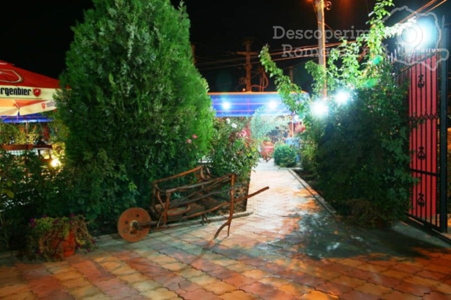Cazare-la-Casa-Margo-din-2-Mai-Litoralul-Marii-Negre-Constanta-DescoperimRomania-40-900x599 Cazare la Casa Margo din 2 Mai - Litoralul Marii Negre - Constanta - DescoperimRomania (40)