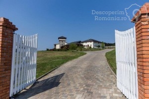Cazare-la-Pensiunea-Casa-Bună-din-Gârbova-Alba-Transilvania-DescoperimRomania-22-300x200 Cazare la Pensiunea Casa Bună din Gârbova - Alba - Transilvania - DescoperimRomania (22)
