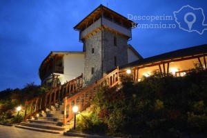 Cazare-la-Pensiunea-Casa-Bună-din-Gârbova-Alba-Transilvania-DescoperimRomania-3-300x200 Cazare la Pensiunea Casa Bună din Gârbova - Alba - Transilvania - DescoperimRomania (3)
