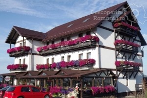 Cazare-la-Pensiunea-Popasul-Transilvania-din-Piatra-Fantanele-Transilvania-Bistrita-Nasaud-DescoperimRomania-2-min-300x200 cazare-la-pensiunea-popasul-transilvania-din-piatra-fantanele-transilvania-bistrita-nasaud-descoperimromania-2-min