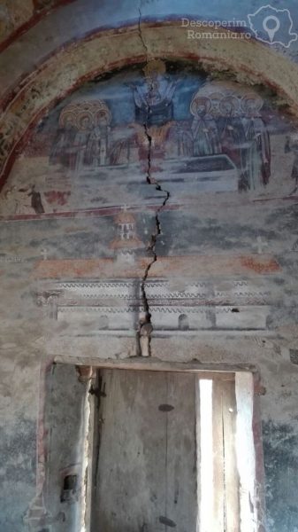 Valea-Poienii-satul-uitat-și-de-sătenii-11-337x600 Valea Poienii- satul uitat și de sătenii (11)