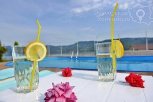 Cazare-la-Casa-Marina-din-Eselnita-Cazanele-Dunarii-DescoperimRomania-28-300x200 Cazare la Casa Marina din Eselnita - Cazanele Dunarii - DescoperimRomania (28)