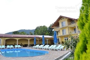 Cazare-la-Casa-Marina-din-Eselnita-Cazanele-Dunarii-DescoperimRomania-36-300x200 Cazare la Casa Marina din Eselnita - Cazanele Dunarii - DescoperimRomania (36)