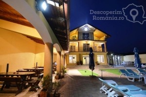 Cazare-la-Casa-Marina-din-Eselnita-Cazanele-Dunarii-DescoperimRomania-44-300x200 Cazare la Casa Marina din Eselnita - Cazanele Dunarii - DescoperimRomania (44)