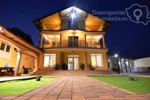 Cazare-la-Casa-Marina-din-Eselnita-Cazanele-Dunarii-DescoperimRomania-45-300x200 Cazare la Casa Marina din Eselnita - Cazanele Dunarii - DescoperimRomania (45)