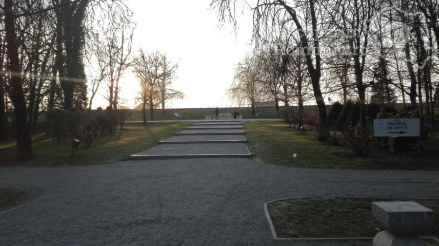 Cele-trei-„piese-de-aur”-ale-lui-Brâncuși-22-900x505 Cele trei „piese de aur” ale lui Brâncuși (22)