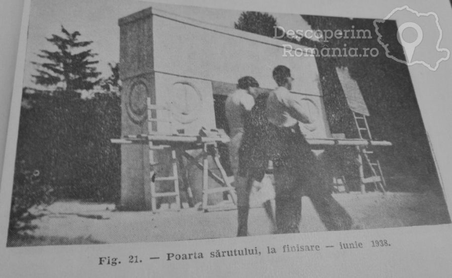 Cele-trei-„piese-de-aur”-ale-lui-Brâncuși-8-900x555 Cele trei „piese de aur” ale lui Brâncuși (8)