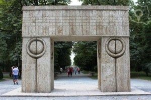 Excursie-Cazanele-Dunarii-Hunedoara-Circuite-turistice-DescoperimRomania.ro-1-300x200 Excursie Cazanele Dunarii - Hunedoara - Circuite turistice - DescoperimRomania.ro (1)
