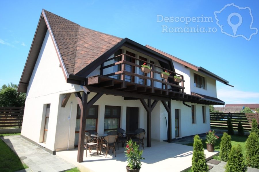 Cazare-la-Pensiunea-Francesca-Mila-23-Tulcea-Delta-Dunarii-DescoperimRomania-1-900x600 Cazare la Pensiunea Francesca - Mila 23 - Tulcea - Delta Dunarii - DescoperimRomania (1)
