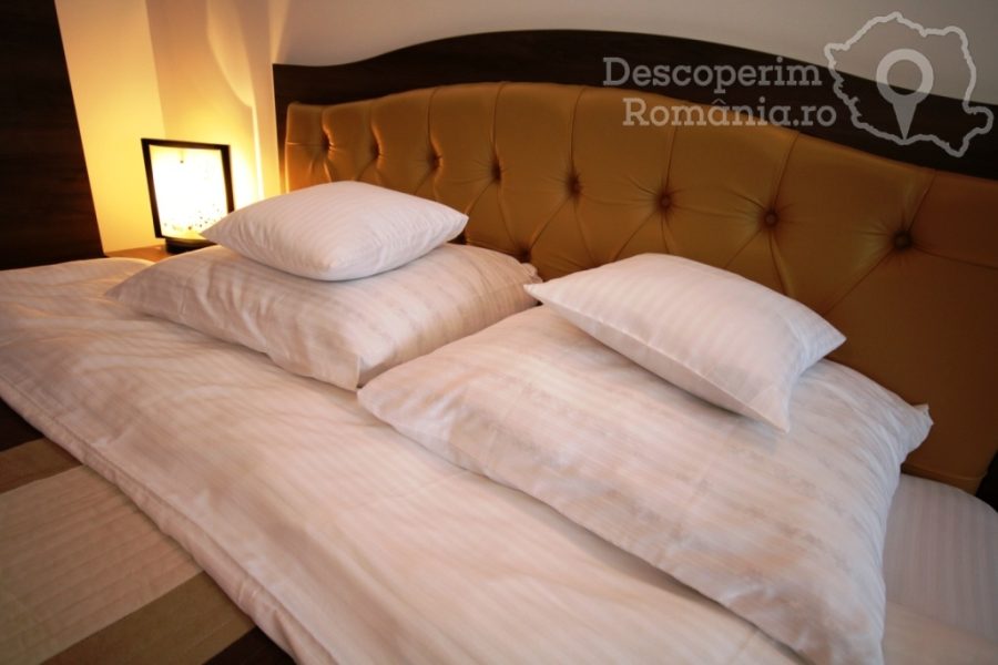 Cazare-la-Pensiunea-Francesca-Mila-23-Tulcea-Delta-Dunarii-DescoperimRomania-32-900x600 Cazare la Pensiunea Francesca - Mila 23 - Tulcea - Delta Dunarii - DescoperimRomania (32)