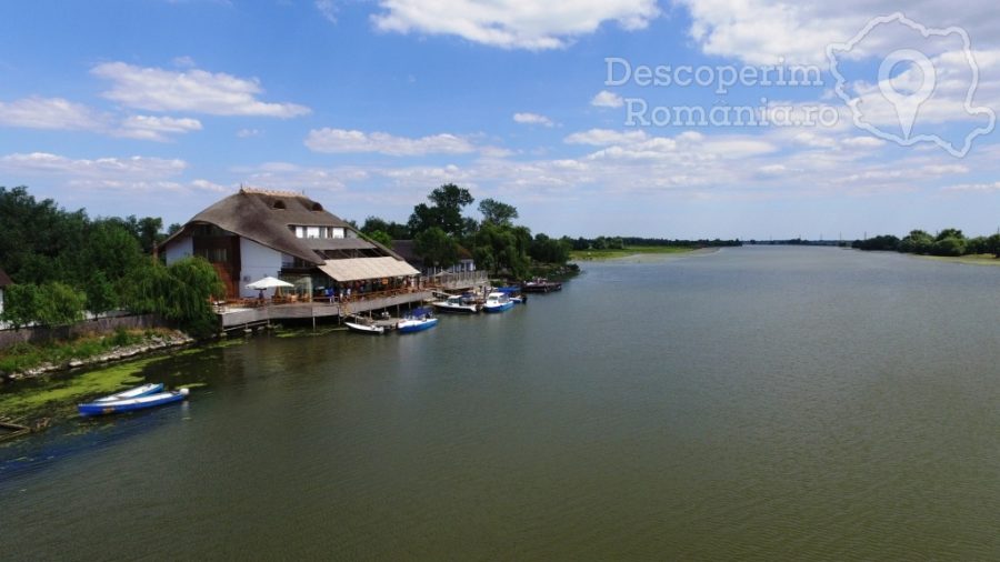 Cazare-la-Pensiunea-Paradis-Delta-House-Mila-23-Tulcea-Delta-Dunarii-DescoperimRomania-123-900x506 Cazare la Pensiunea Paradis Delta House - Mila 23 - Tulcea - Delta Dunarii - DescoperimRomania (123)
