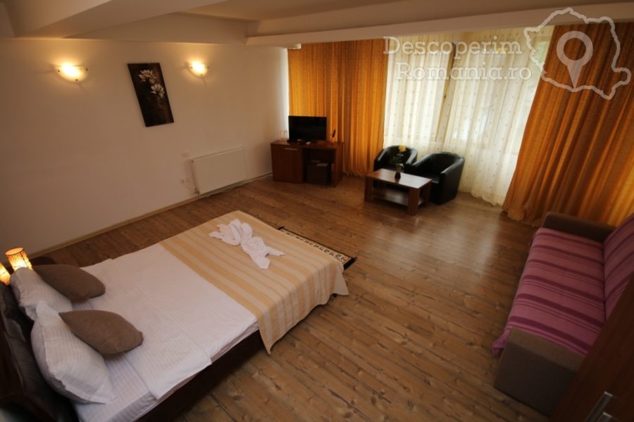 Cazare-la-Pensiunea-Paradis-Delta-House-Mila-23-Tulcea-Delta-Dunarii-DescoperimRomania-13-900x600 Cazare la Pensiunea Paradis Delta House - Mila 23 - Tulcea - Delta Dunarii - DescoperimRomania (13)