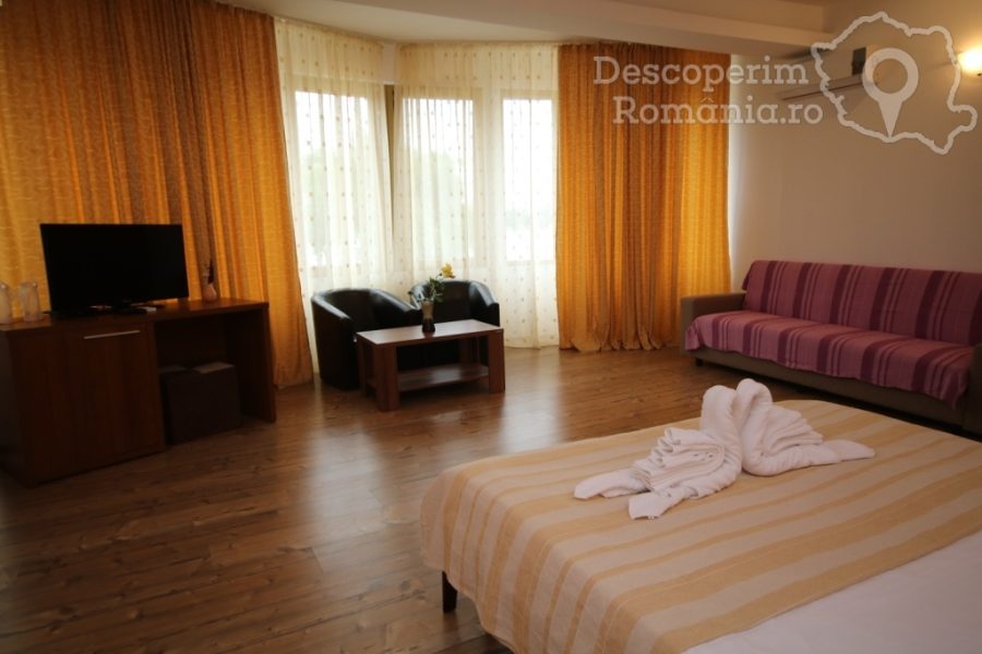 Cazare-la-Pensiunea-Paradis-Delta-House-Mila-23-Tulcea-Delta-Dunarii-DescoperimRomania-27-900x600 Cazare la Pensiunea Paradis Delta House - Mila 23 - Tulcea - Delta Dunarii - DescoperimRomania (27)