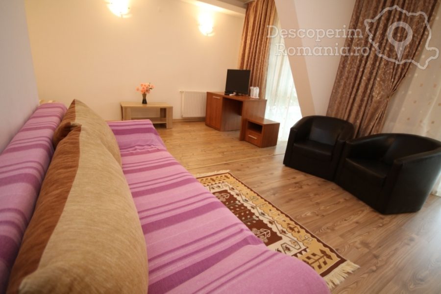 Cazare-la-Pensiunea-Paradis-Delta-House-Mila-23-Tulcea-Delta-Dunarii-DescoperimRomania-36-900x600 Cazare la Pensiunea Paradis Delta House - Mila 23 - Tulcea - Delta Dunarii - DescoperimRomania (36)