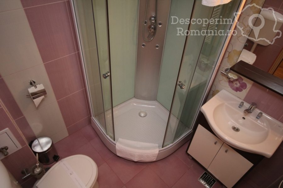 Cazare-la-Pensiunea-Paradis-Delta-House-Mila-23-Tulcea-Delta-Dunarii-DescoperimRomania-48-900x600 Cazare la Pensiunea Paradis Delta House - Mila 23 - Tulcea - Delta Dunarii - DescoperimRomania (48)
