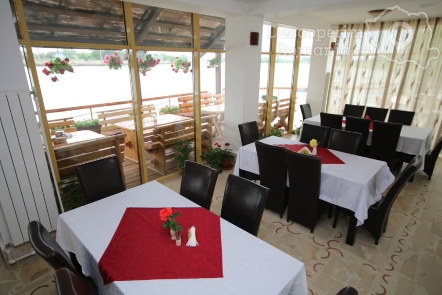Cazare-la-Pensiunea-Paradis-Delta-House-Mila-23-Tulcea-Delta-Dunarii-DescoperimRomania-68-900x600 Cazare la Pensiunea Paradis Delta House - Mila 23 - Tulcea - Delta Dunarii - DescoperimRomania (68)