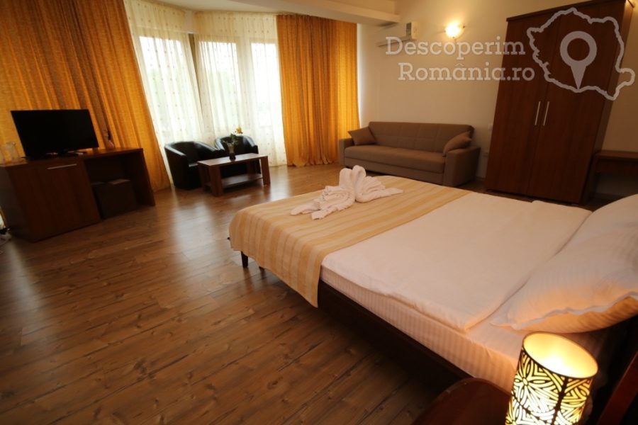 Cazare-la-Pensiunea-Paradis-Delta-House-Mila-23-Tulcea-Delta-Dunarii-DescoperimRomania-88-900x600 Cazare la Pensiunea Paradis Delta House - Mila 23 - Tulcea - Delta Dunarii - DescoperimRomania (88)