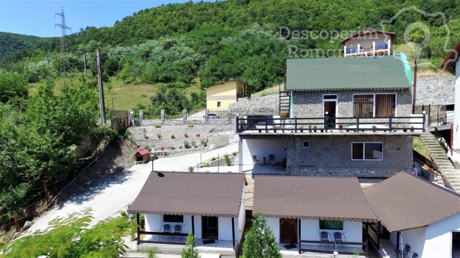 Cazare-la-Casa-de-vacanta-Timisoreanu-din-Dubova-Mehedinti-Clisura-Dunarii-DescoperimRomania-11-900x506 Cazare la Casa de vacanta Timisoreanu din Dubova - Mehedinti - Clisura Dunarii - DescoperimRomania (11)