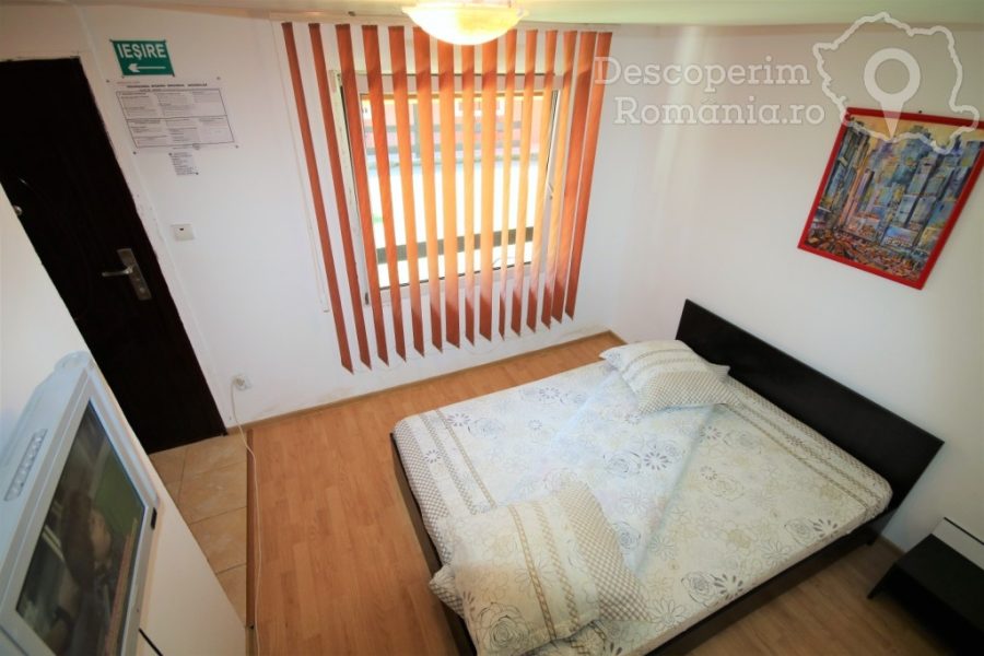Cazare-la-Casa-de-vacanta-Timisoreanu-din-Dubova-Mehedinti-Clisura-Dunarii-DescoperimRomania-131-900x600 Cazare la Casa de vacanta Timisoreanu din Dubova - Mehedinti - Clisura Dunarii - DescoperimRomania (131)