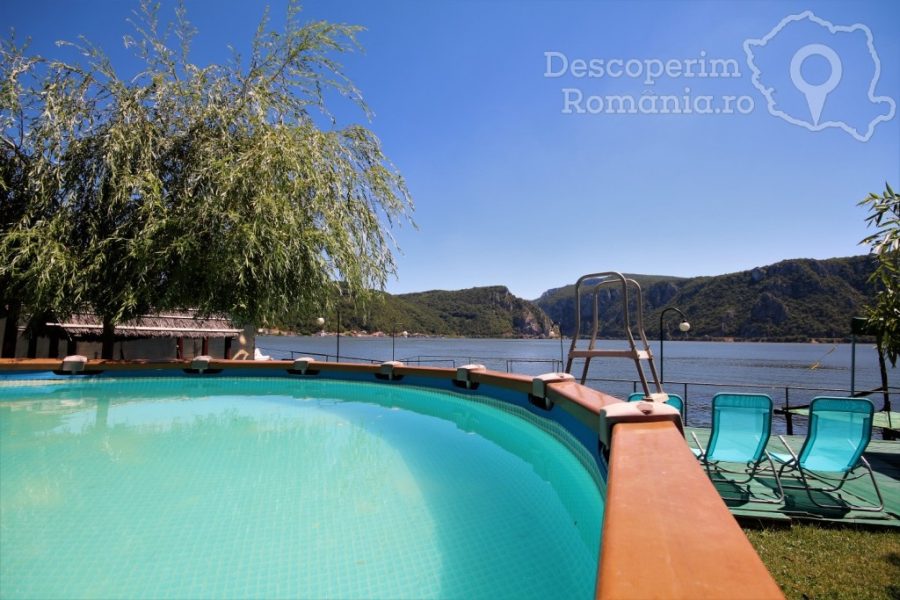 Cazare-la-Casa-de-vacanta-Timisoreanu-din-Dubova-Mehedinti-Clisura-Dunarii-DescoperimRomania-43-900x600 Cazare la Casa de vacanta Timisoreanu din Dubova - Mehedinti - Clisura Dunarii - DescoperimRomania (43)