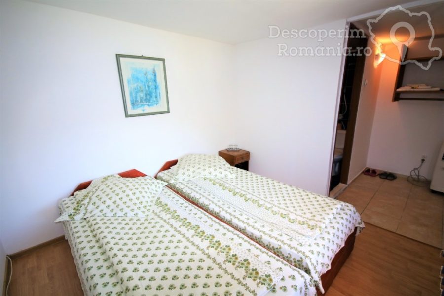 Cazare-la-Casa-de-vacanta-Timisoreanu-din-Dubova-Mehedinti-Clisura-Dunarii-DescoperimRomania-63-900x600 Cazare la Casa de vacanta Timisoreanu din Dubova - Mehedinti - Clisura Dunarii - DescoperimRomania (63)
